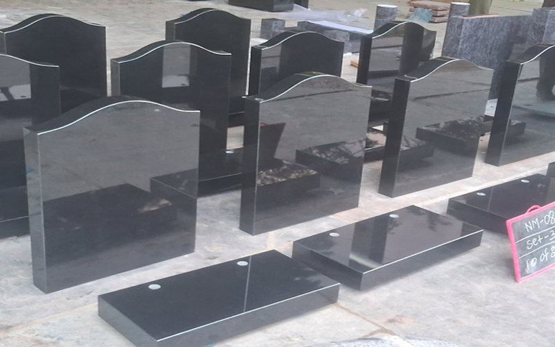 headstones grave markers